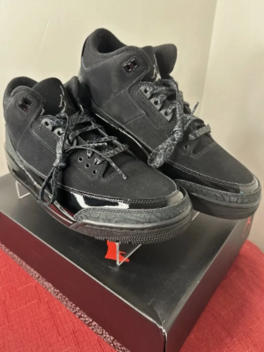 Air Jordan 3 Retro Black Cat (2025)